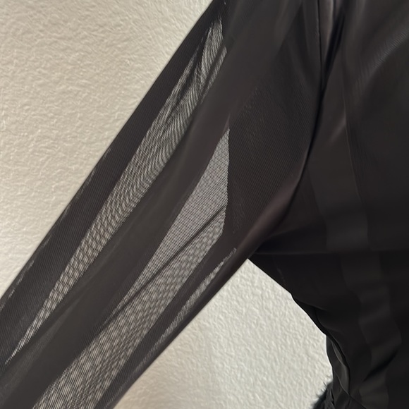 NWT BOOHOO Highneck Feather Skirt Mini Dress - Picture 8 of 12